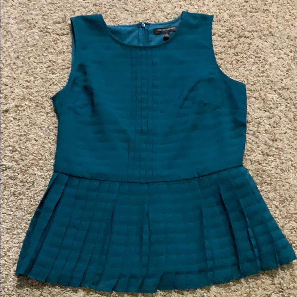 Banana Republic Sleeveless Top Size 0